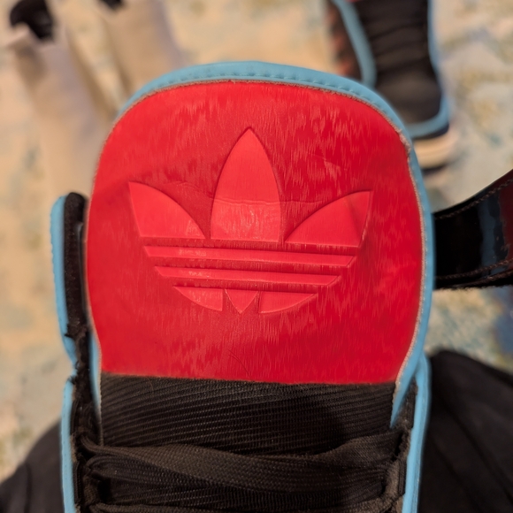 Adidas 2000s High-Top Sneakers - Black and Coral/Red - Picture 2 of 9